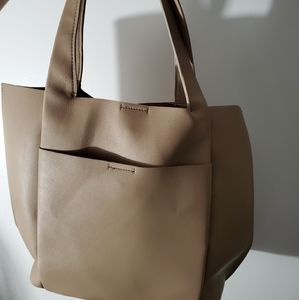 Nude tote bag